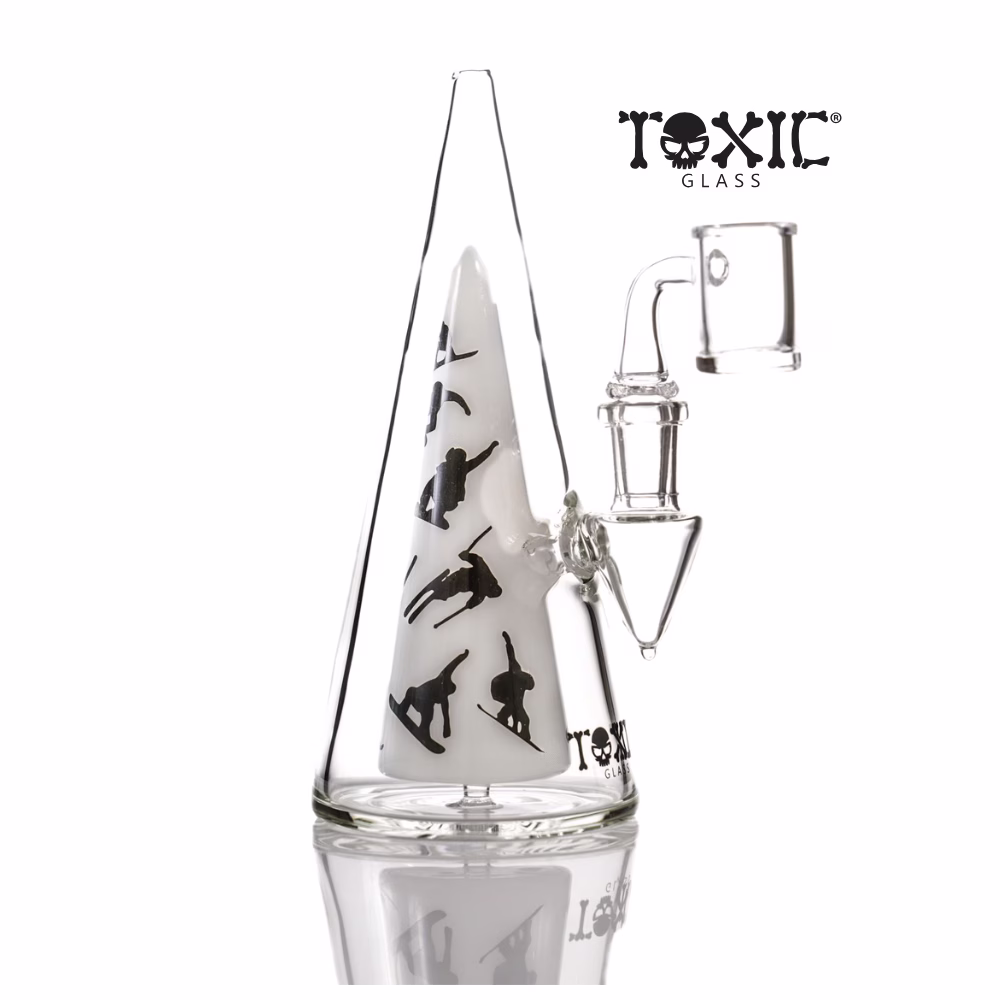 7.3″ Toxic Skiing Pyramid (TX91)